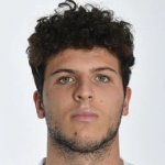 E. Petrelli E. Petrelli